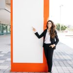 Powody, dla których warto zainwestować w pylon reklamowy przed siedzibą przedsiębiorstwa